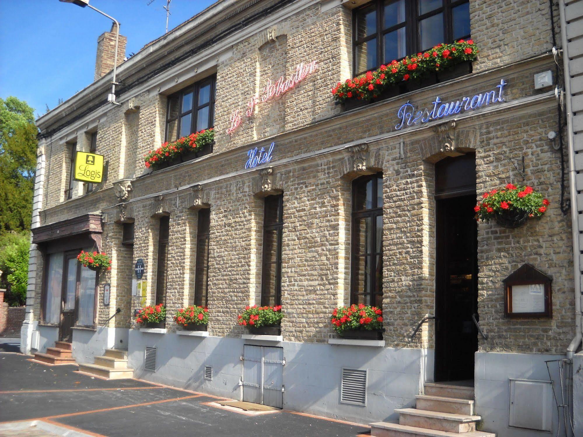 Le Saint Sebastien Hotel Blendecques Екстериор снимка