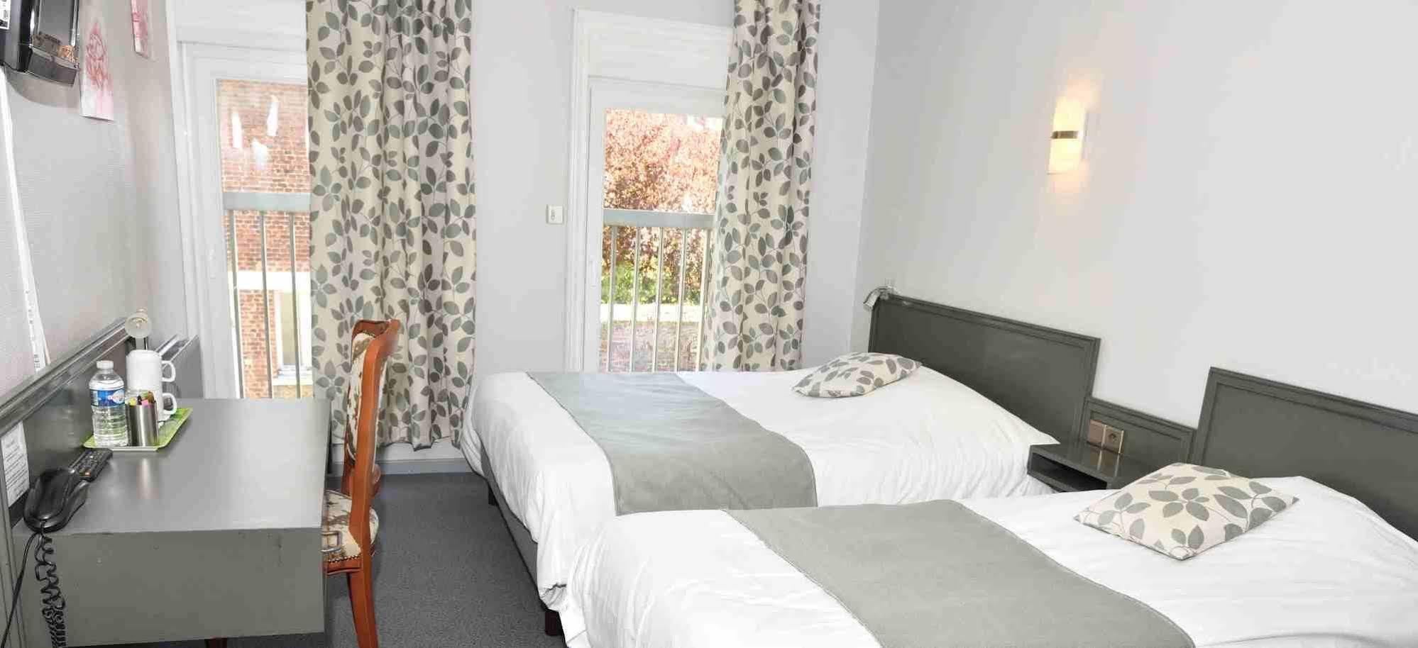 Le Saint Sebastien Hotel Blendecques Екстериор снимка